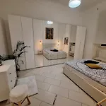 Via Tanzi 27 Apartment *