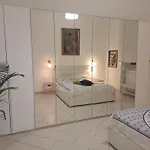 Διαμέρισμα Via Tanzi 27